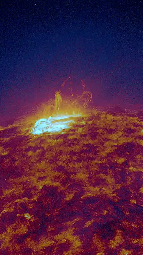 Today's Eruptive X-Flare: High Resolution from NASA' SDO satellite