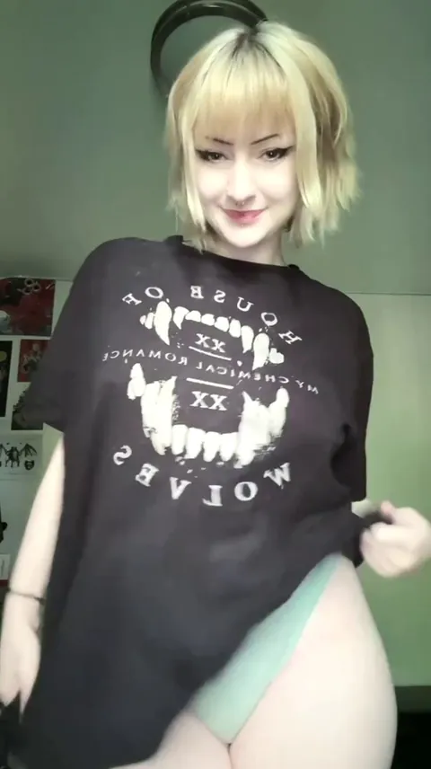 Revealing my pretty big tits