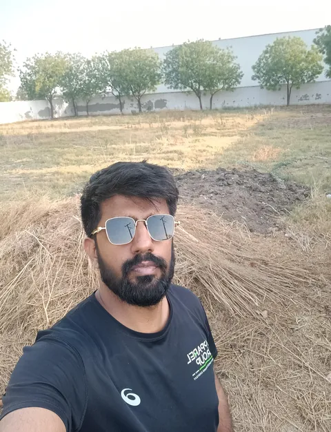 32m. From New delhi, India. Going through a hard time. Make it worse. Roast me.