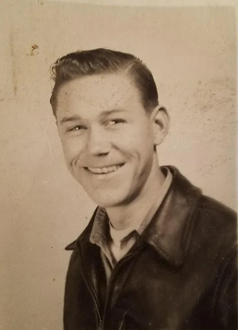 My uncle sometime in the late 1940's. Also a pre Joseph Gordon Levitt doppelgänger.