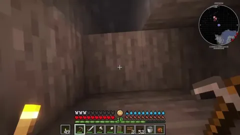 Orange thing appears when crouching?