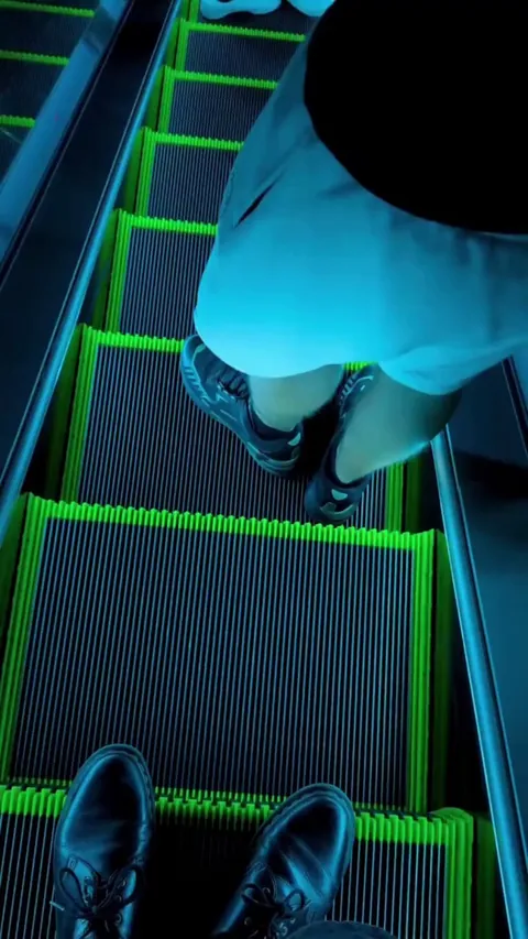 This view from Tokyo looks like a Cyberpunk city