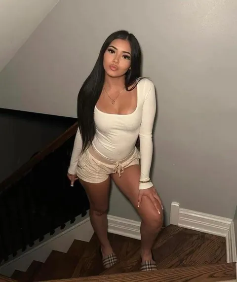 Safe album I promise…👀👀👀 make sure you swipe to the end