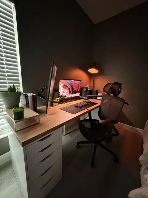 I know, I know… another Karlby + Alex setup, but I love it!