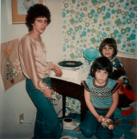 Vintage Wallpaper and Interiors, 1948-1979