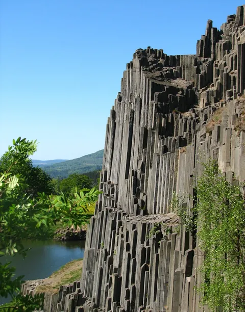 🔥 Panská skála - natural landmark of basalt rock columns in northern Bohemia, Czech Republic 🔥