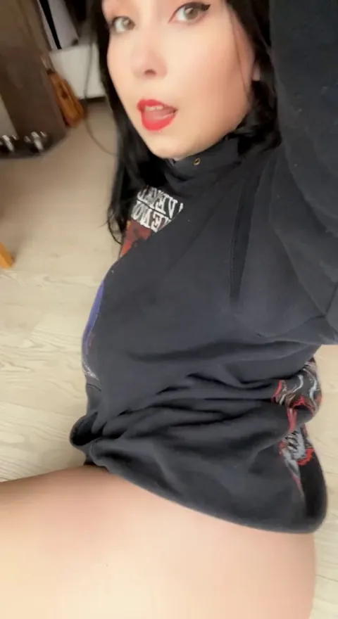 Would you eat it before you fuck it?