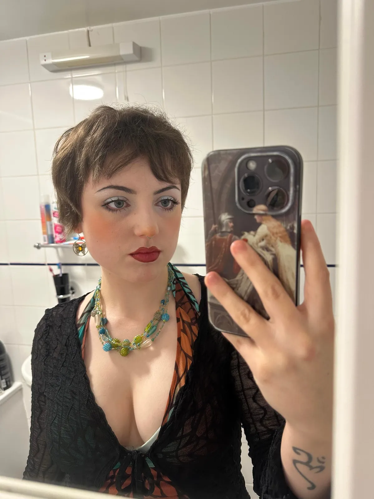 Blue shadow and orange blush !🧡🩵