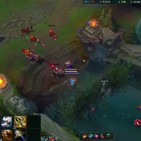 Playing crit Neeko but disguised as a minion
