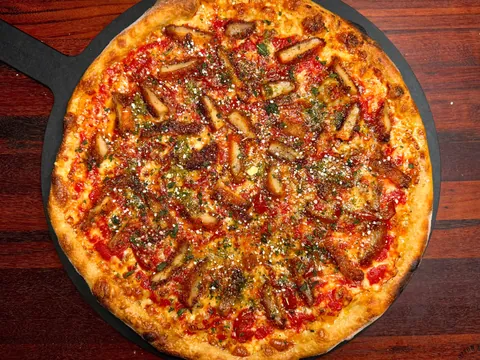 [Homemade] Chicken Parm Pizza