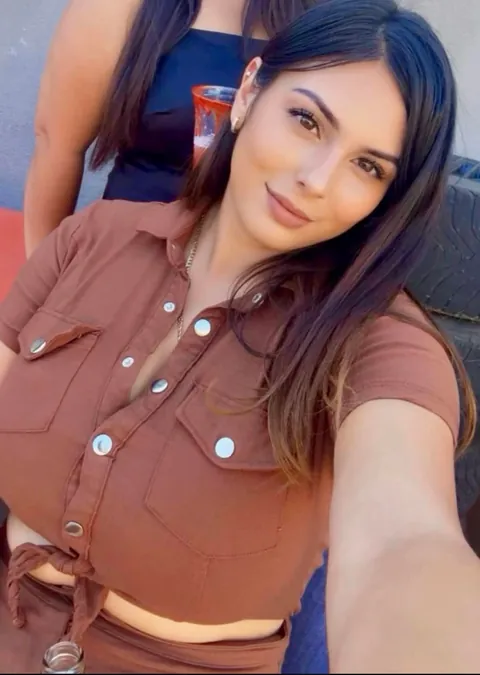 Amazing hourglass 😍🔥