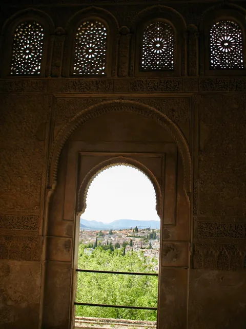 Visiting Alhambra Palace in Grenada, Andalusia, Spain