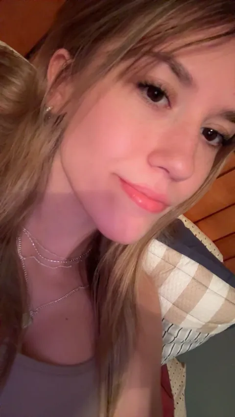 F18 Am I hot? be honest, i promise i can take it