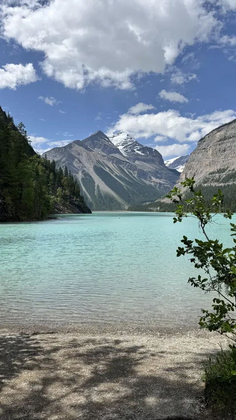 Kinney Lake, BC, Canada [3213x5712] [OC]