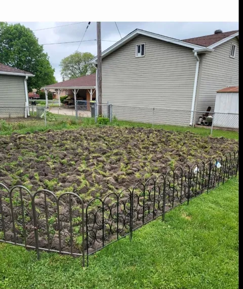 Transformed a small space behind my garage into my dream garden🌻2023 vs. 2024 