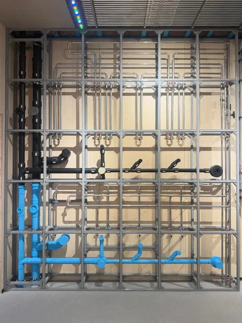 pipe and cable management of this place