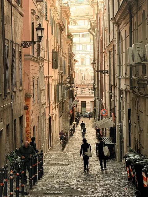 3 Days in Rome – Vespa tours, pasta-making, way too much good food, and yes… I got my Hot Priest calendar