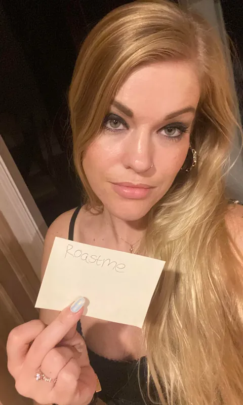 i’m bored. i’m lonely. too desensitized. need stimulation.