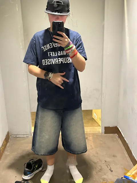 My mom hates the way I dress and says I have no style, I always argue I just have a different idea of style than her. Am I right, do I have a style?