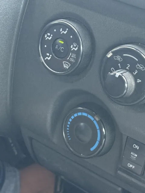 I’m currently in the Philippines. All the cars here have only cold (blue) on the climate dial because hot (red) is never needed.