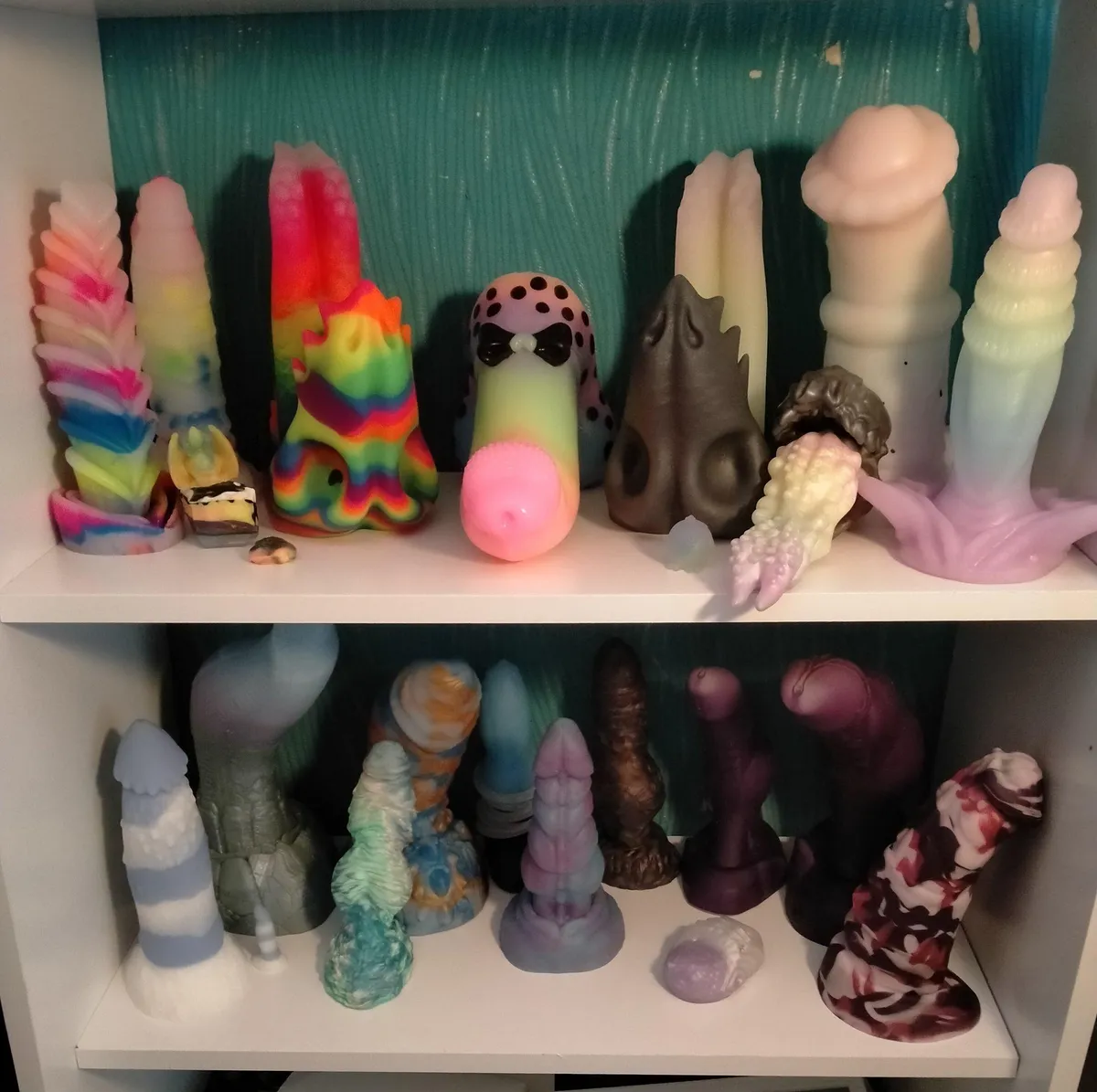 lazy collection pic of most of my toys on my new toy shelf!