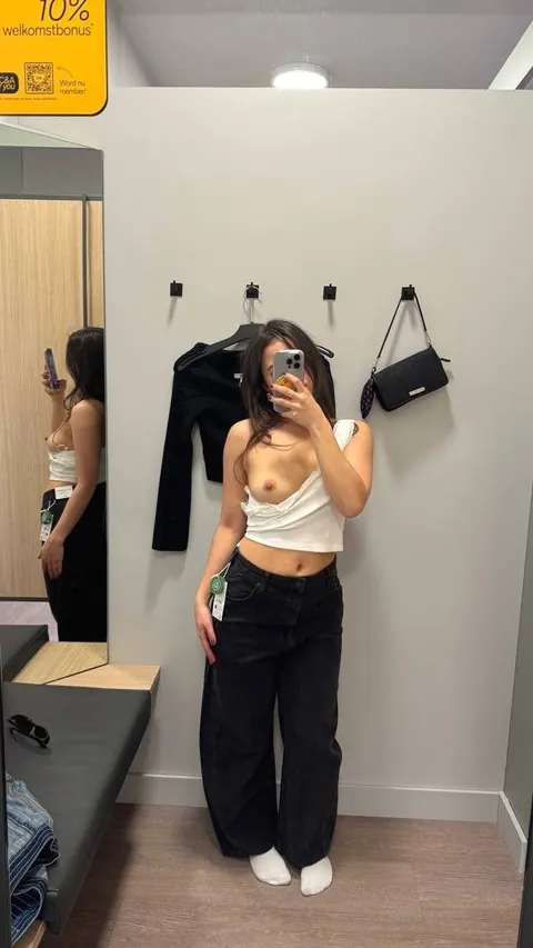 Admit it, Asian girls are your weakness