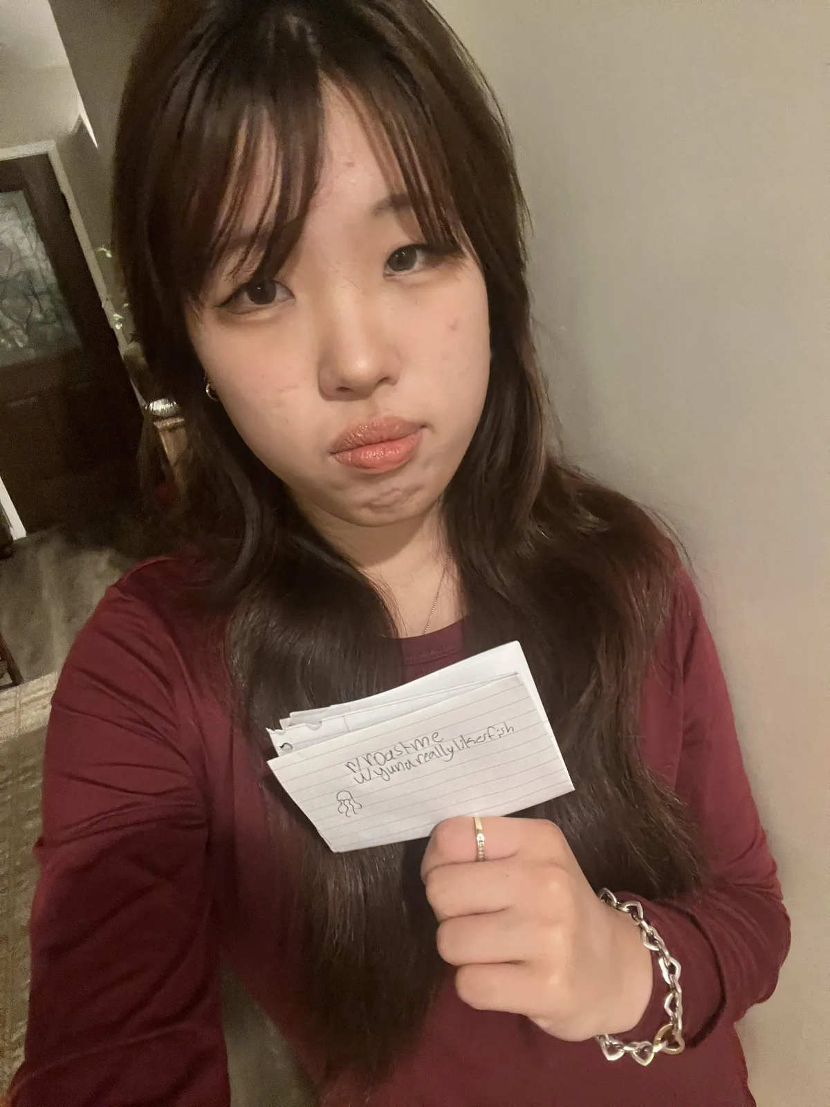 18f Broke and jobless loll