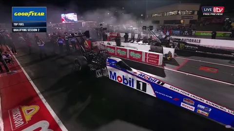 Brittany Force runs 343.16 MPH in 1000 feet (552.26 KM/H in 305 metres), obliterating the old record of 341 MPH