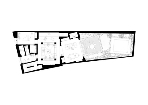 I love the CENTRAL SPACE of the 1736 House in Barcelona, by H Arquitectes. (2023)