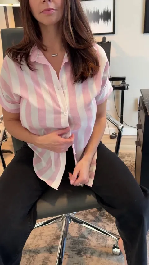 Im the hot mom at your office