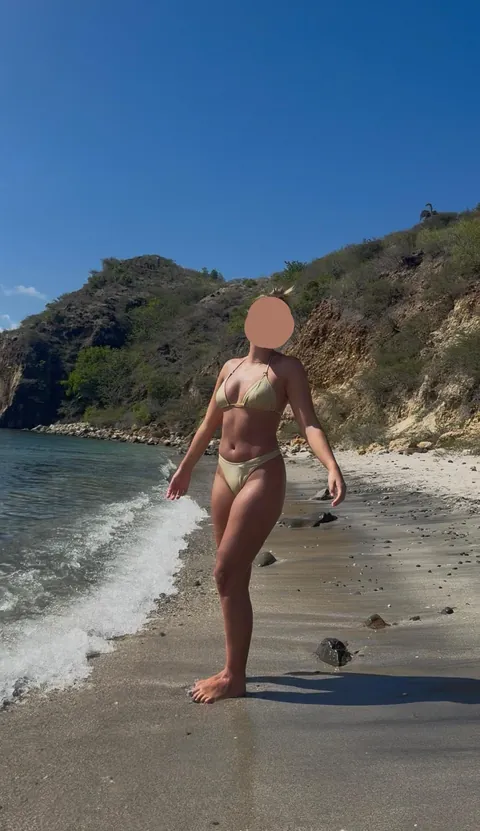 I think we need to coordinate a party for all the hottest Reddit wives