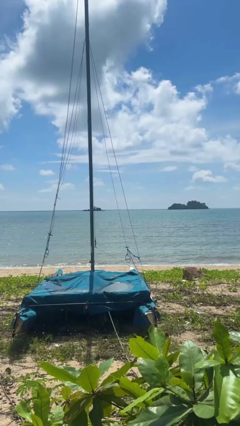 what a great view to flash my boobs!