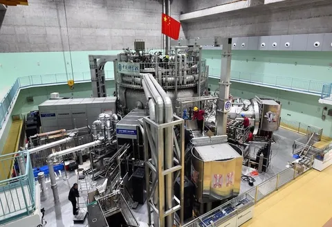 China's artificial sun sets the world record after running at 120 million °C for 100 seconds. This temperature is 10 times hotter than the sun.