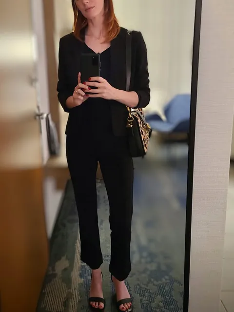 Business wifey by day, slut wifey by night