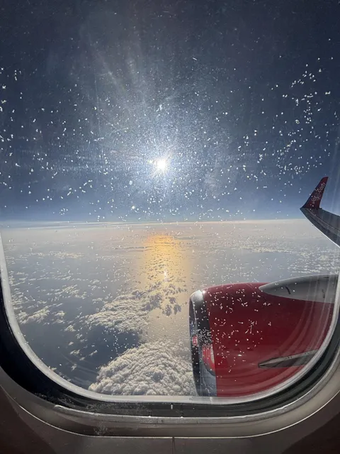 [OC] ✈️ Pilot took us to space! Sort of 😄