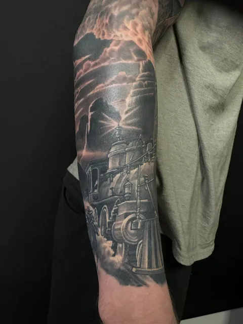 What do you think about this red dead redemption sleeve?