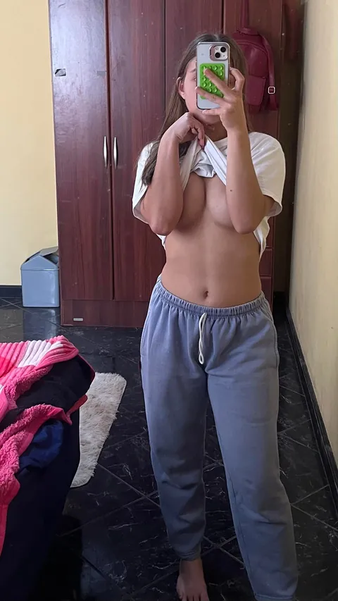 First time here, Im so excited [F]
