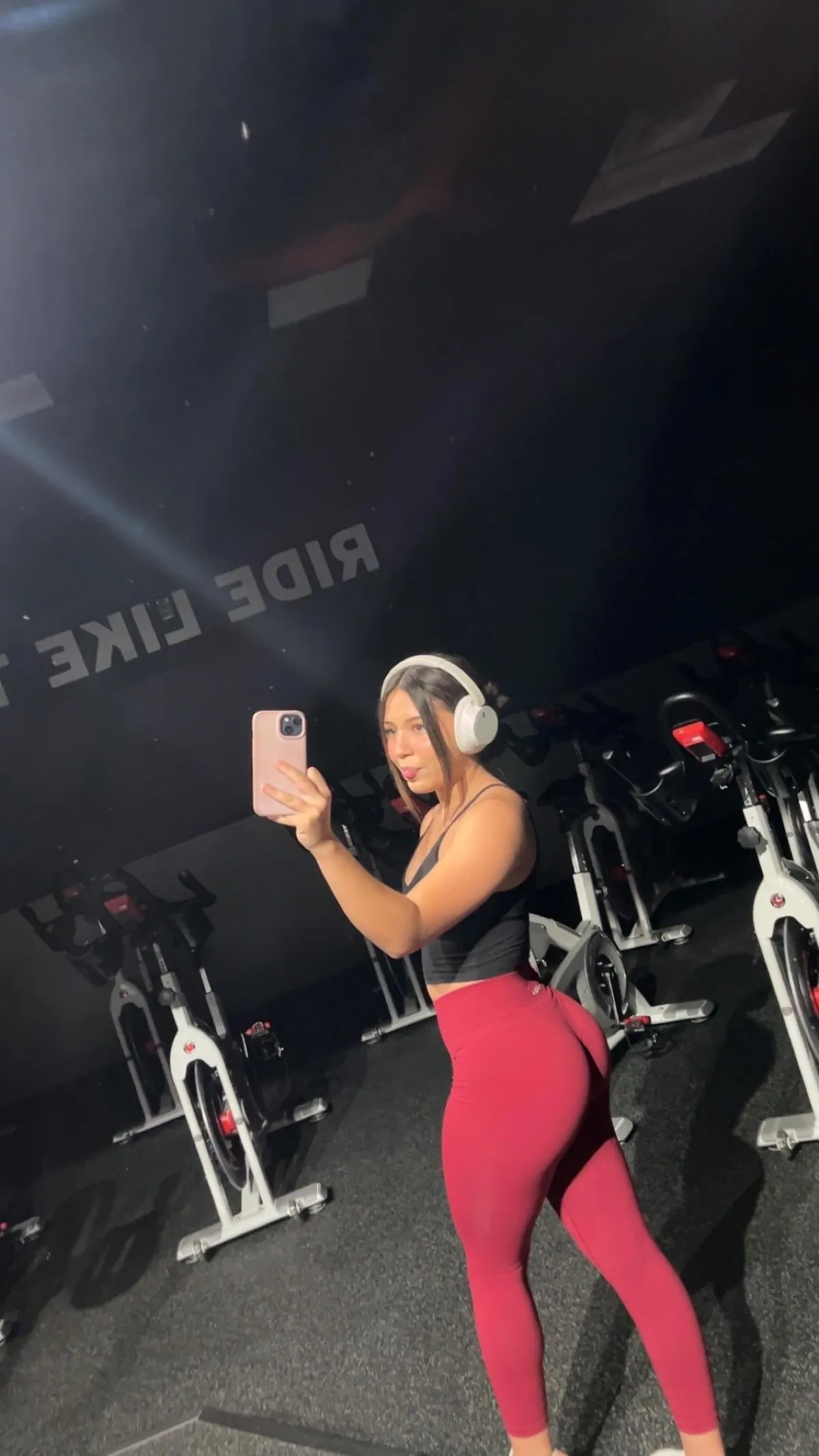 My boyfriend has no idea I’ve been showing other guys my nudes now that I’m looking big from the gym