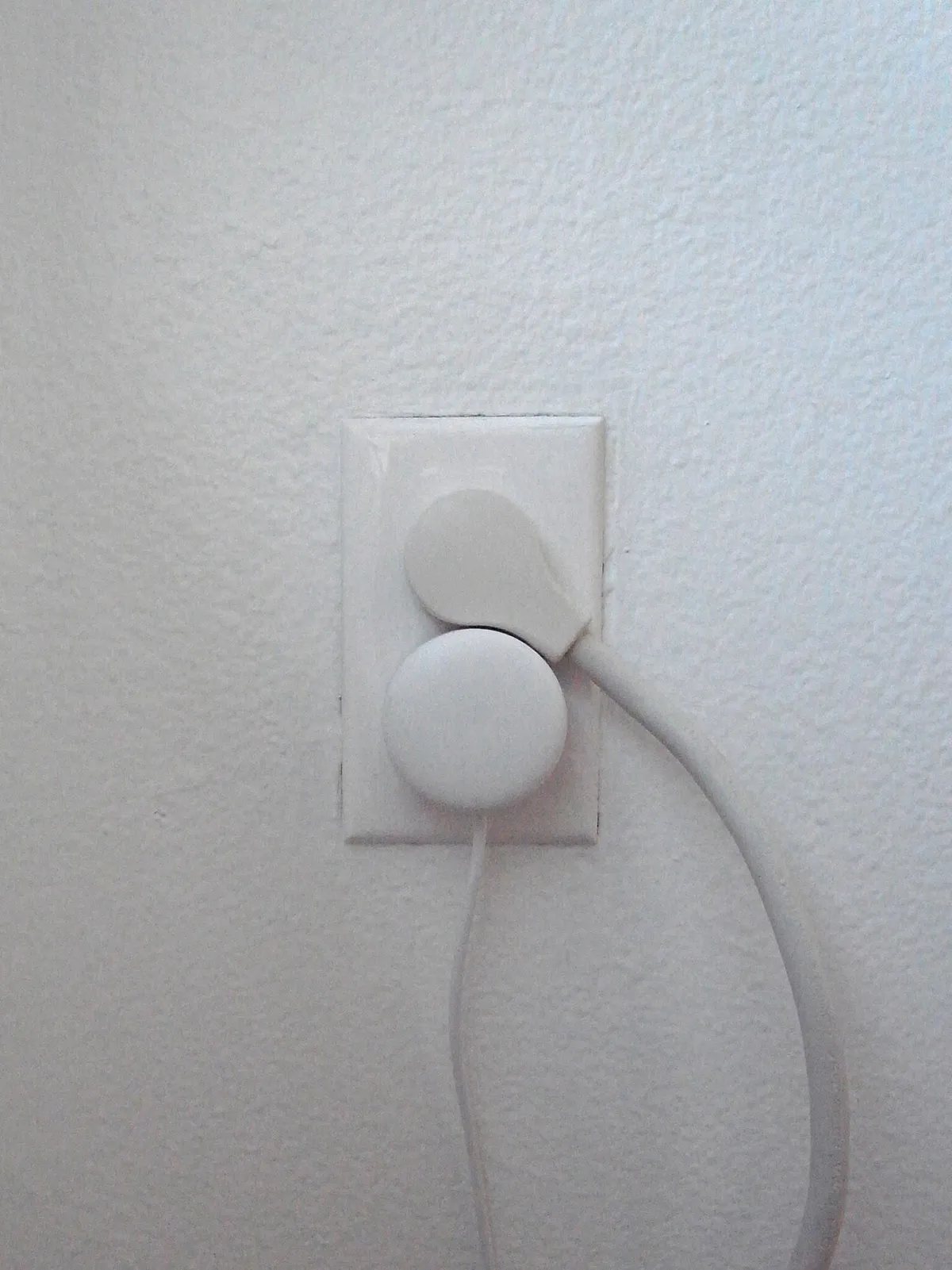 The way the plugs fit perfectly 