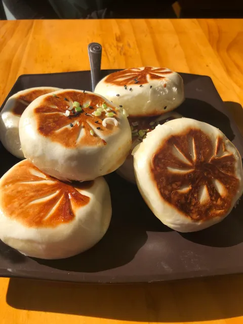 Panfried bbq pork buns