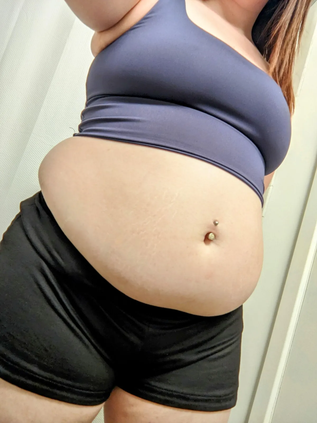 please take me shopping for clothes that fit 😩😭