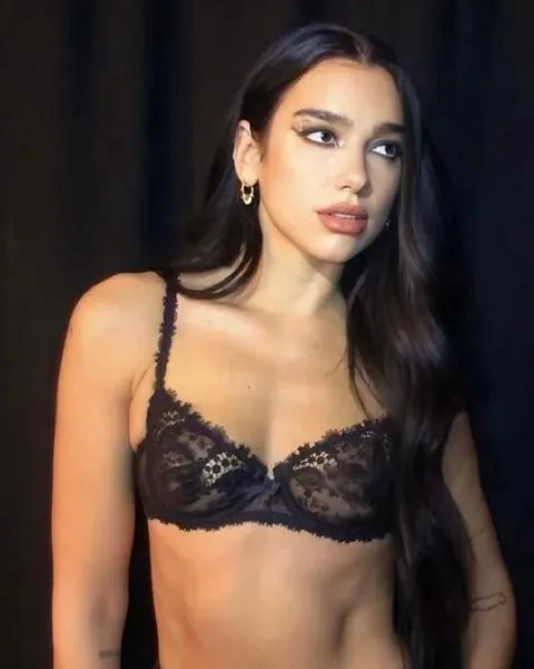 I’m the idiot who locked himself up thinking it’d help me quit porn… joke’s on me, now I’m hornier than ever. If this doesn’t make you relapse tonight, you’re stronger than I am (spoiler: you’re not). Comment ‘I’m weak too’ if you’re throbbing right now.”