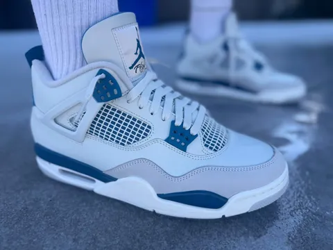 one thing I am rarely..… is “out-sneakered”