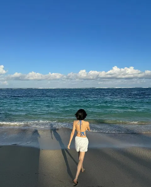 Kwon Eunbi ft. Kim Minju