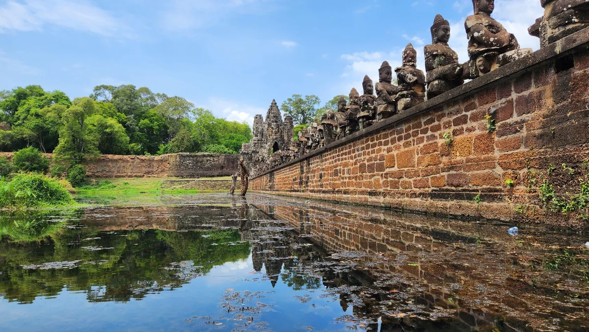 Angkor Wat (Ancient city) - Cambodia, Apr 25