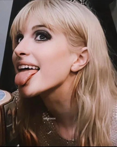 Hayley Williams goddess