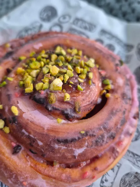 [I ate] Raspberry and Pistachio Danish