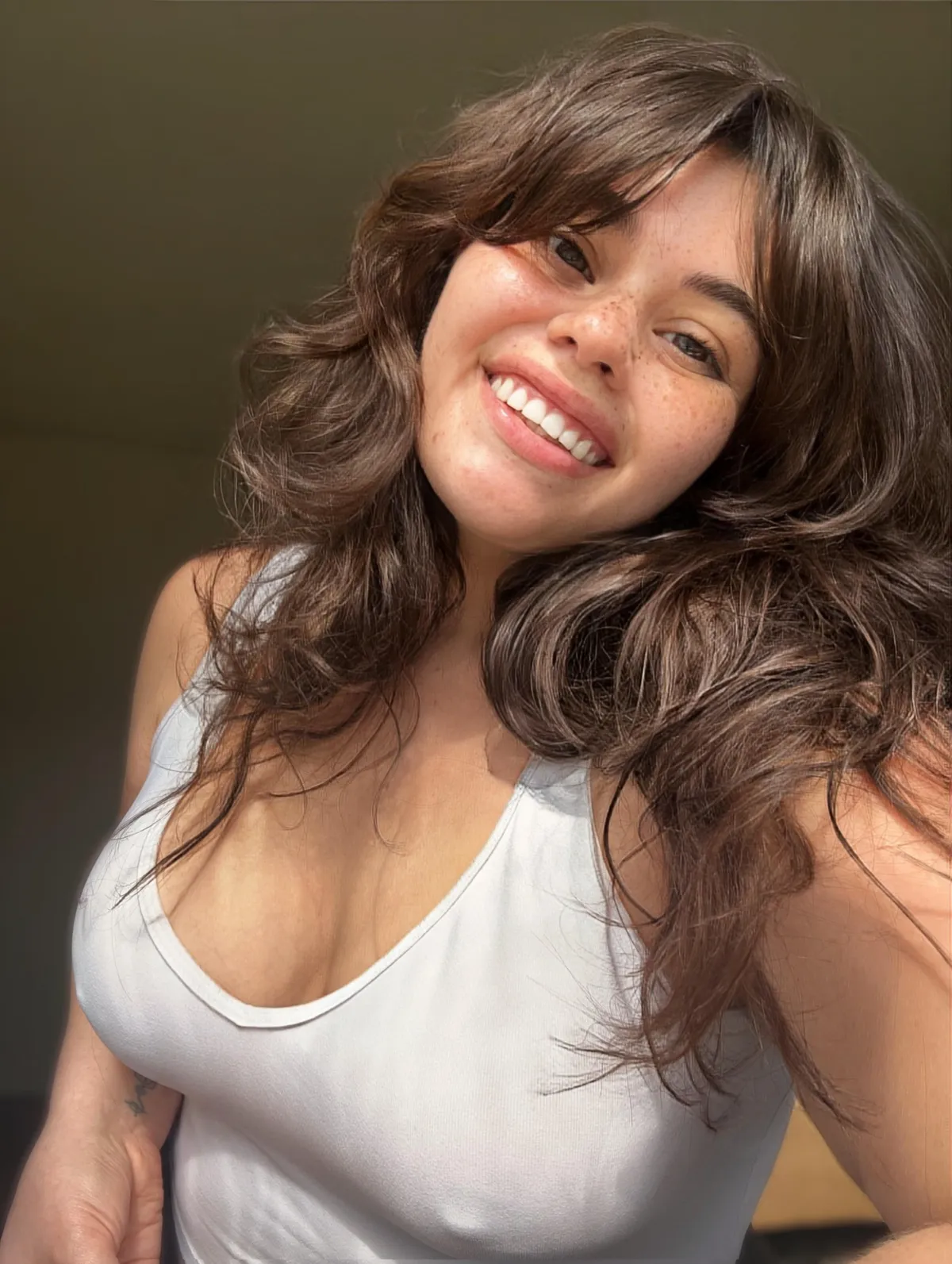 Pokies on full display in white