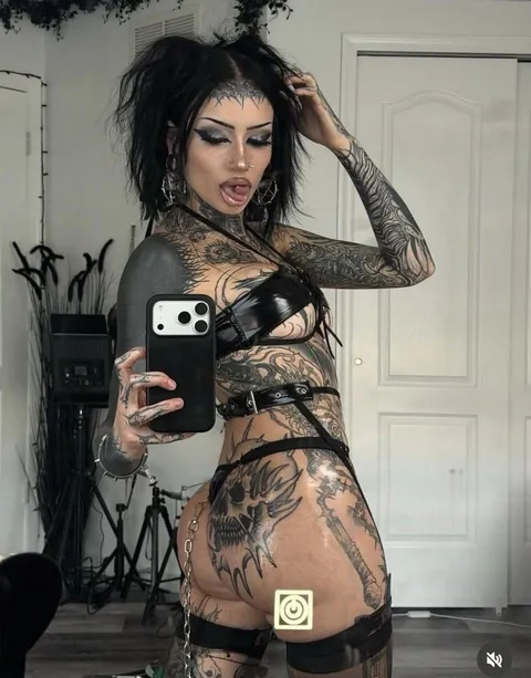 Hopefully no one finds out I’m gooning in a pair of tiny panties ;)