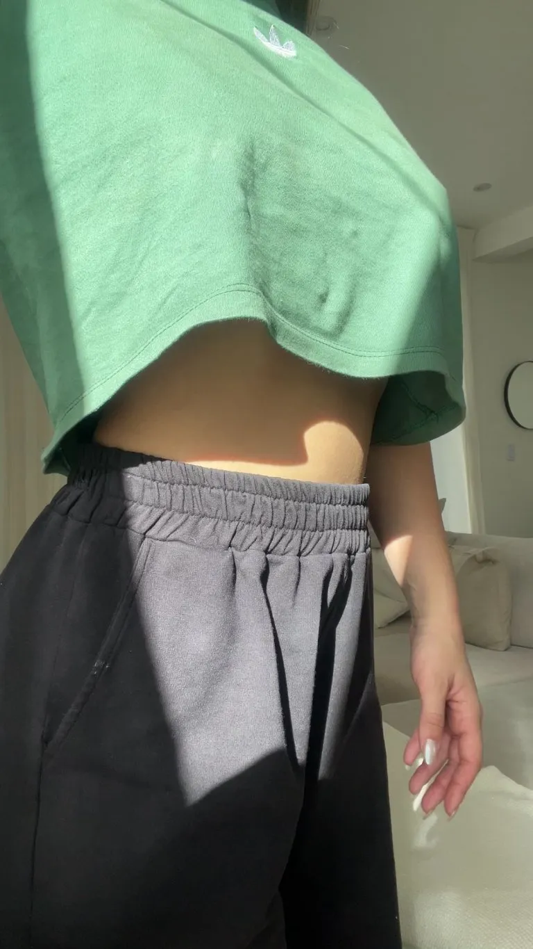 I like the way my boobs and ribs look here